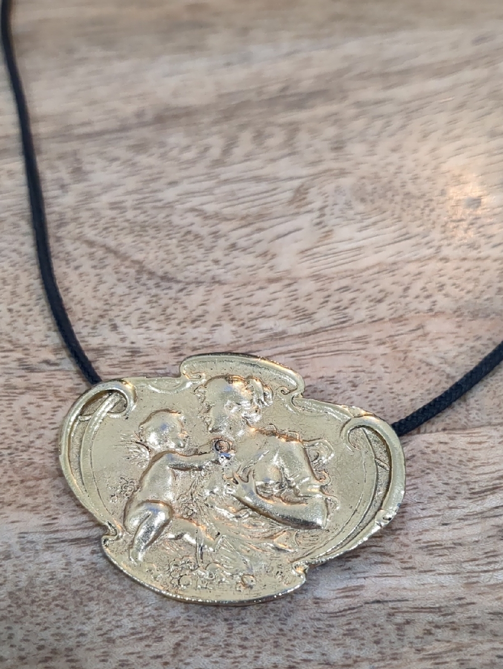 Vintage Gold-Tone Cherub Pendant Necklace - Women Jewelry